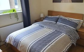 Double Room&Private Bath Near The Square Mile