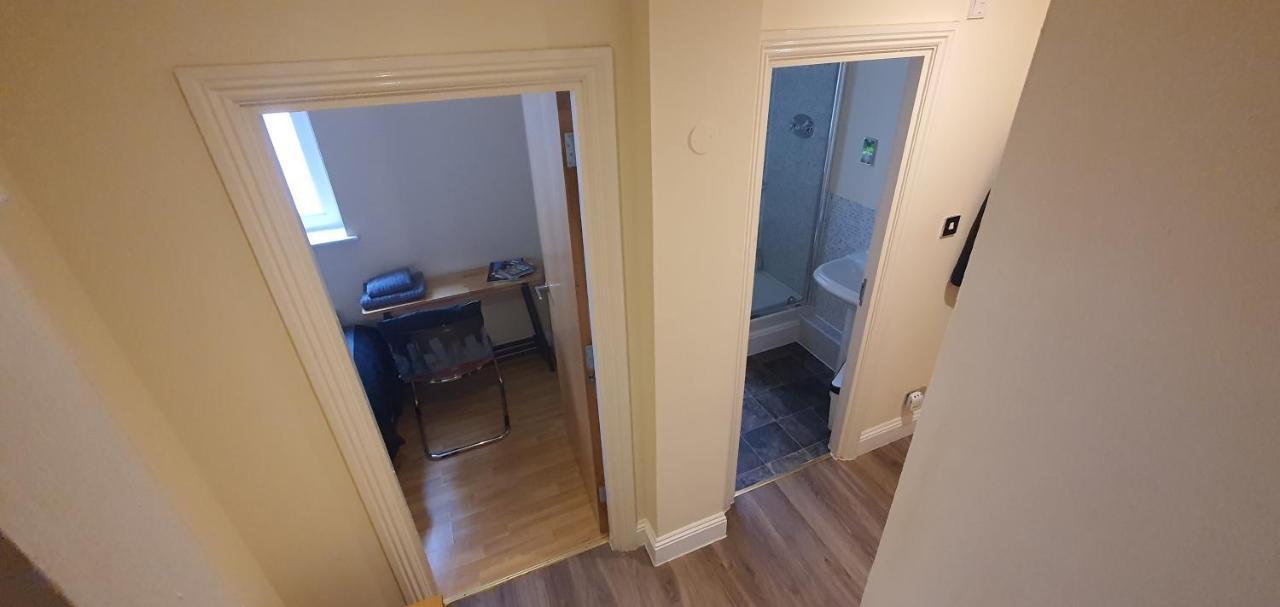 Double Room&Private Bath Near The Square Mile Londres Extérieur photo